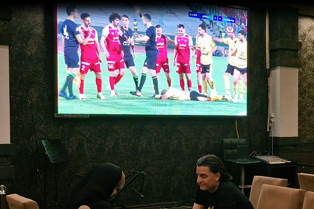 رستوران پلاکباب